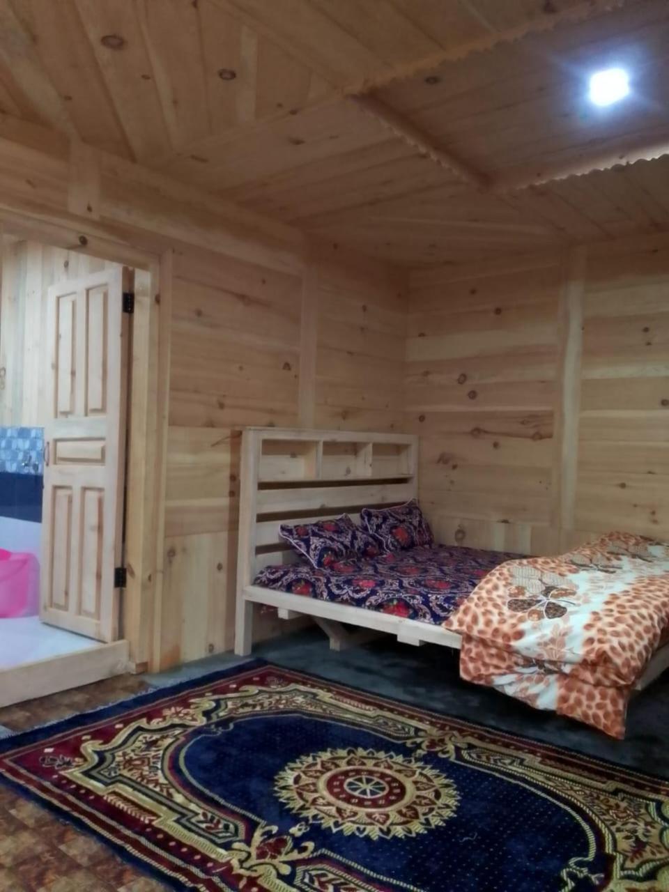 Riverbank Hotel Taobut Neelum Valley Azad Kashmir Taobat Zewnętrze zdjęcie